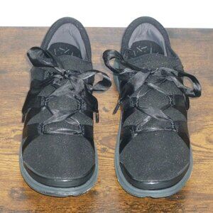 BZEES Sparkly Black Mesh Lifestyle Sneakers w/Satin Ribbon Laces
